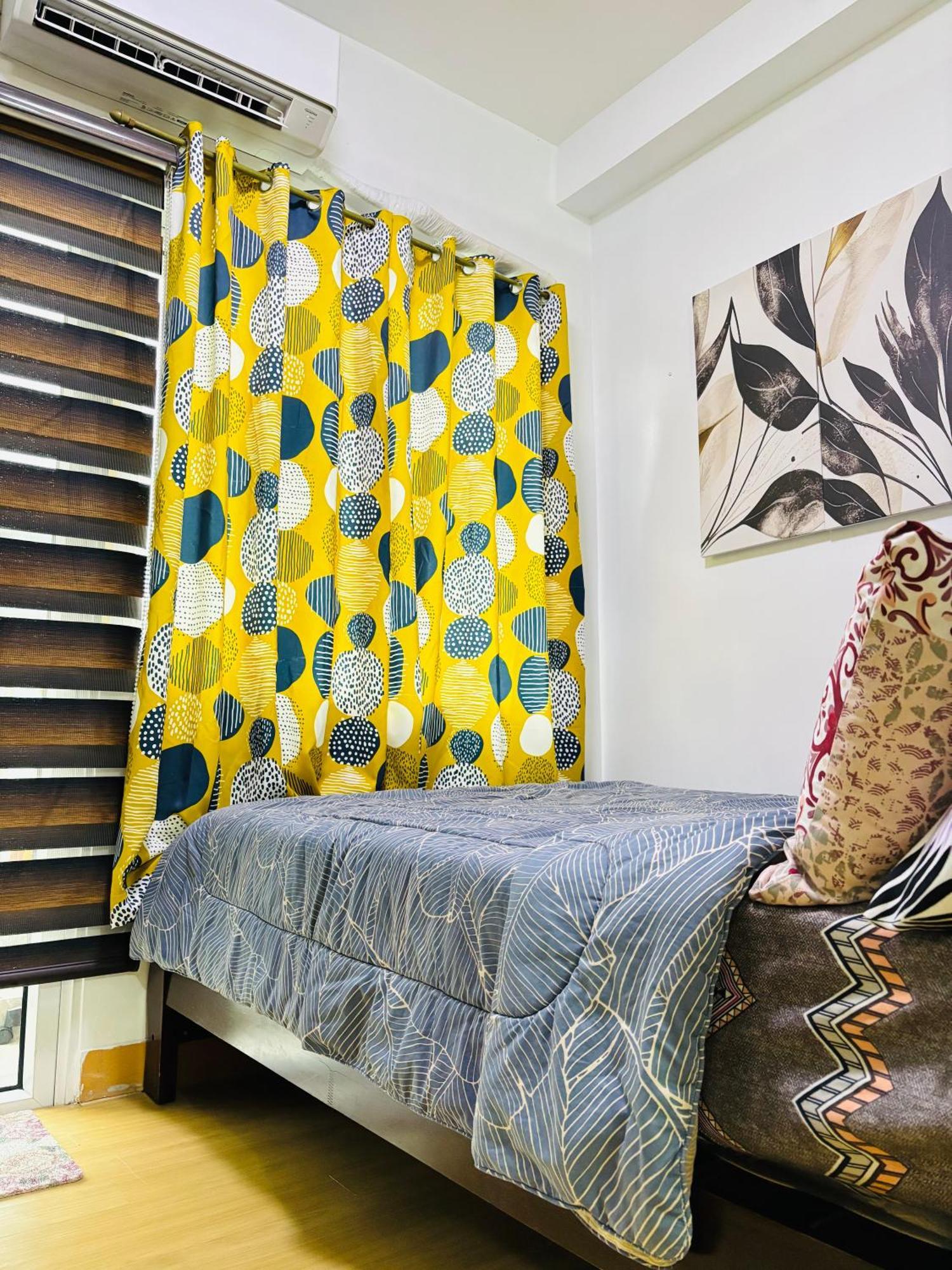 Trees Residences - Tower 11 1Br With Balcony 마닐라 외부 사진
